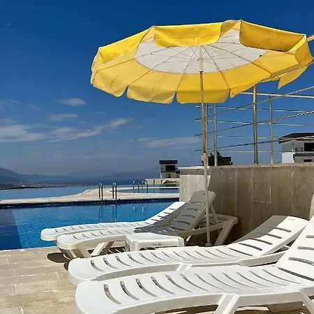 Daire Gray House Kusadasi Ağaçlı